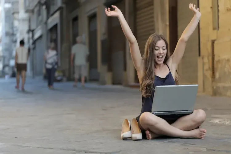Creating and Selling Digital Products on Your Blog